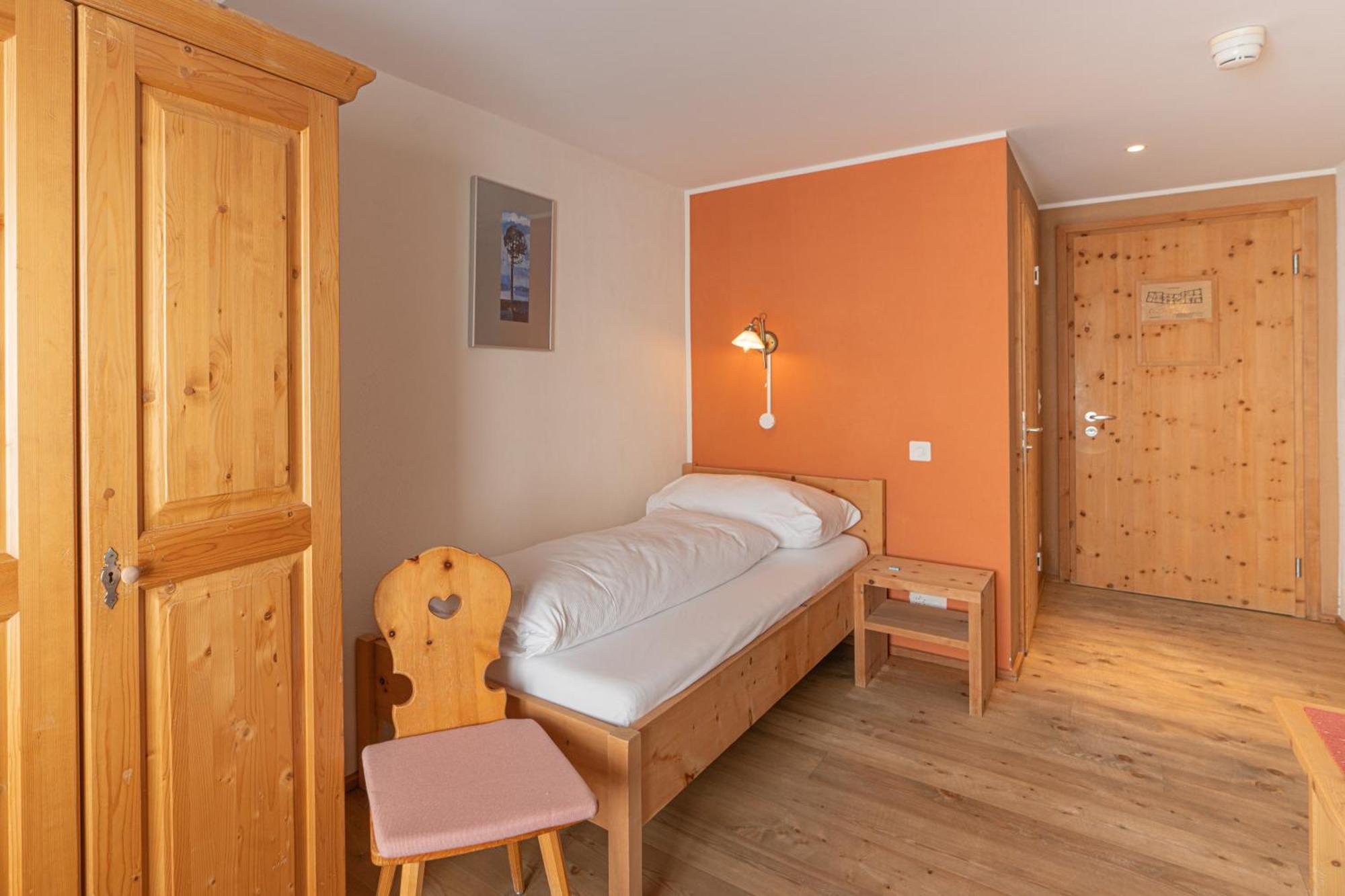 פונטרסינה Gasthaus & Hotel Berninahaus מראה חיצוני תמונה